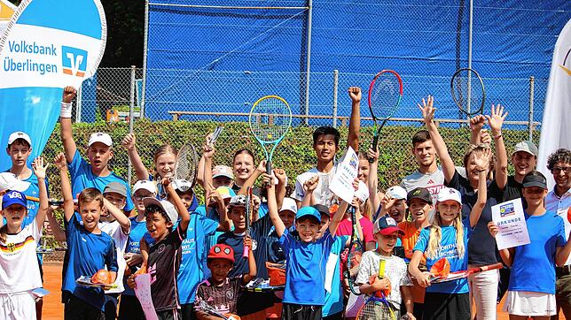 Viele Urkunden und strahlende Gesichter zum Abschluss des Überlingen Open Kids Day.