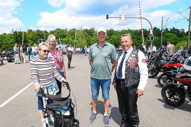 Bild 8: Diese Motorradfahrer sorgen am Bodensee für Staunen - so schick!