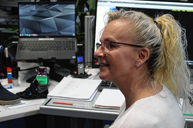 Carola Schneider arbeitet in der technischen Modellabteilung von Ricosta. Sie unterzieht die Entwürfe der Designer einem Realitätscheck.