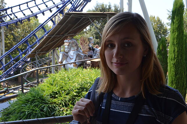 Bild 6: Ich habe panische Angst vor dem Achterbahnfahren. Trotzdem bin ich im Europapark in eine eingestiegen