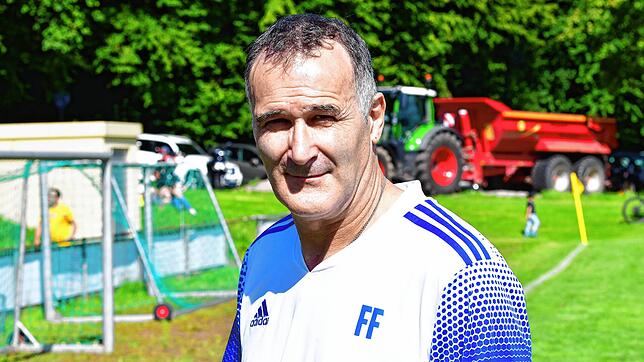 Stürmerlegende: Trainer Fabio Ferrari (59) war Mitte der 90er Jahre während knapp zwei Spielzeiten beim SV 08 Laufenburg in der ...