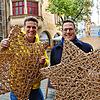 Gemeinsam für eine leuchtende Zollernstraße: Eric Thiel, Geschäftsführer Marketing und Tourismus Konstanz, und Matthias Kiechle, ...
