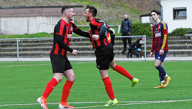 Bild 2: FC 08 Bad Säckingen ist enttäuscht nach dem 2:2 gegen den SC Lauchringen &ndash; wir haben die Bilder!