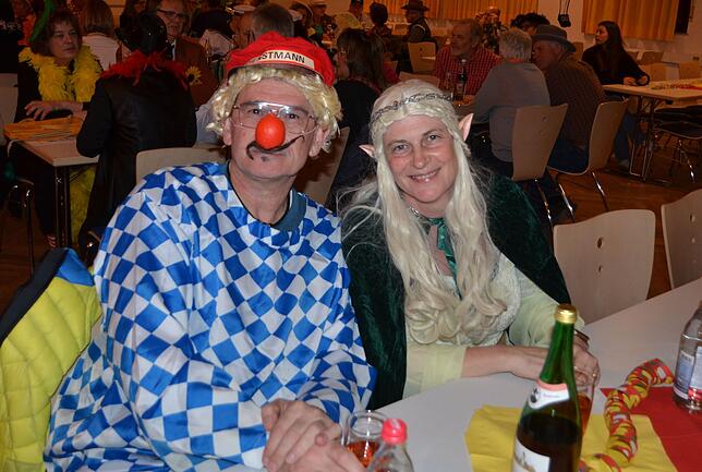 Bild 7: Unvergesslich! So feierte Markdorf den Dreckkübelgschwätz 2025 – Fasnet pur in der Stadthalle!