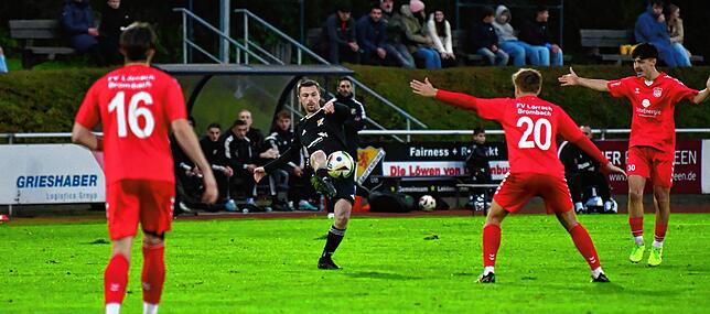 Bild 11: FV Lörrach-Brombach gewinnt Derby mit 4:0 beim SV 08 Laufenburg – und wir haben Bilder!