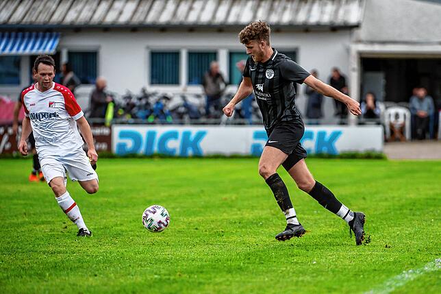 Bild 21: FC Hochrhein gewinnt gegen die SG Weilheim/Gurtweil mit 4:1 &ndash; und wir haben Bilder!