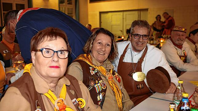 Bild 14: Rattlinger-Chef Holger Reutemann ist Ehrengerstensafter 2023 &ndash; so lief der Bieranstich (2)