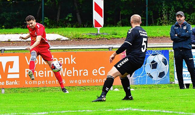 Bild 15: FV Lörrach-Brombach U23 siegt mit 3:1 beim FC Wallbach &ndash; und hier gibt&lsquo;s Bilder!