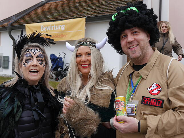 Bild 29: Die schönsten Bilder vom Schmotzigen in Hilzingen: Fasnacht 2025 mit buntem Treiben!
