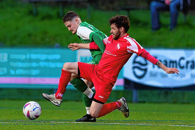 Bild 22: FC Bergalingen II gewinnt Kellerduell gegen Schlusslicht SV Waldhaus II mit 3:2 – wir haben Fotos!