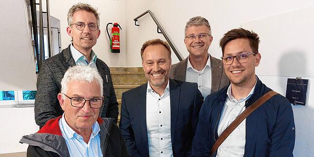 Diese Planungsgruppe soll dafür sorgen, dass es mit den Neubaugebiet Lindenbühl-West vorangeht (von links): Burkhard Raff, Michael ...
