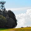 Ein Klassiker unter den Ausflugszielen ist der Gehrenbergturm. Rund um den Turm gibt es Wanderwege, die sowohl bei Einheimischen als ...