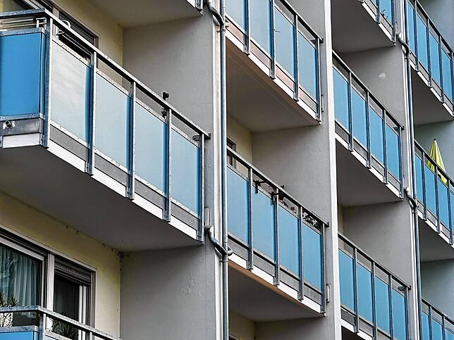 Wohnen mitten in der Stadt, hier in den Hochhäusern am Kreisel Werastraße.