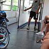 In vollen Zügen das Leben genießen. Wenn da nicht der blöde Harndrang wäre und merkwürdige Behindertentoiletten.