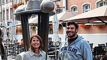 Rita Schwarzelühr-Sutter mit Baris Korkmaz in Waldshut. Bild: Büro Schwarzelühr-Sutter