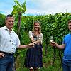 Bodensee-Weinprinzessin Lea Saible hat wegen Corona derzeit wenig Termine, doch die Preisübergabe an die Sieger des ...