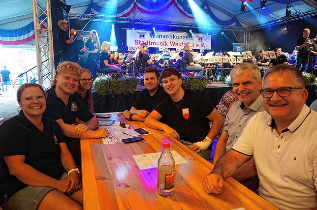 Bild 6: Super Stimmung in Waldshut! Die 10 schönsten Bilder vom Wunschkonzert