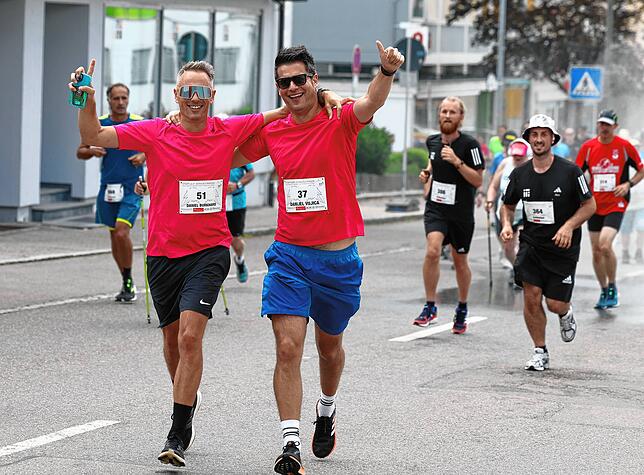 Bild 34: Stadtlauf durch die Donaueschinger Innenstadt kommt gut an