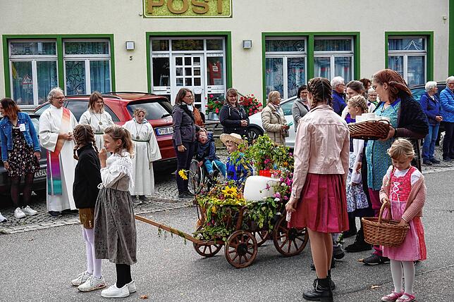 Bild 26: Erntedankfestumzug in Görwihl: Danke! Für die gute Ernte und für das schöne Wetter
