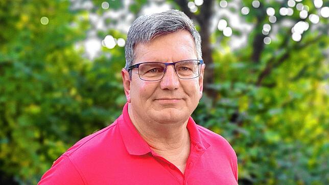 Franz Stehle, Vorsitzender des Handball-Bezirks Hegau-Bodensee und Mitglied im Präsidium des Südbadischen Verbandes, freut sich über die ...