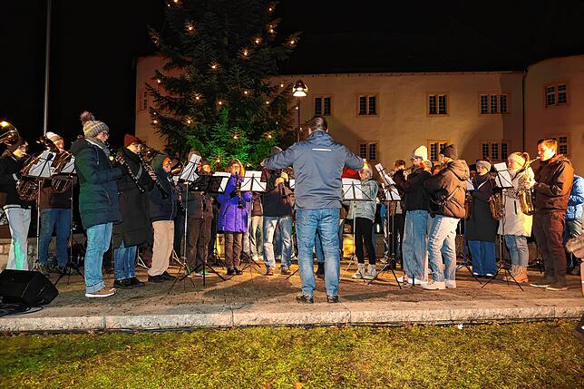 Bild 13: Immendinger Weihnachtsmarkt am Schloss begeistert die Besucher