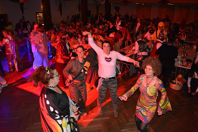 Bild 14: Alle Bilder vom FUN Ball in Markdorf