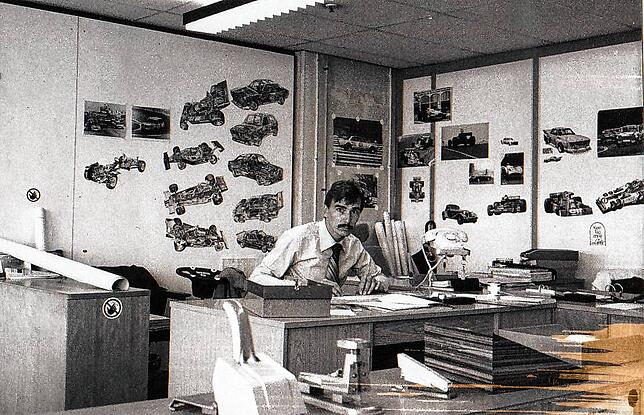 Dieses Foto zeigt Karl-Heinz Baumann als jungen Ingenieur im Jahr 1978, ein Jahr nachdem er bei Daimler angefangen hat.