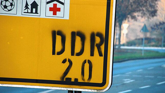 Gesehen an einem Straßenschild nahe Litzelstetten.