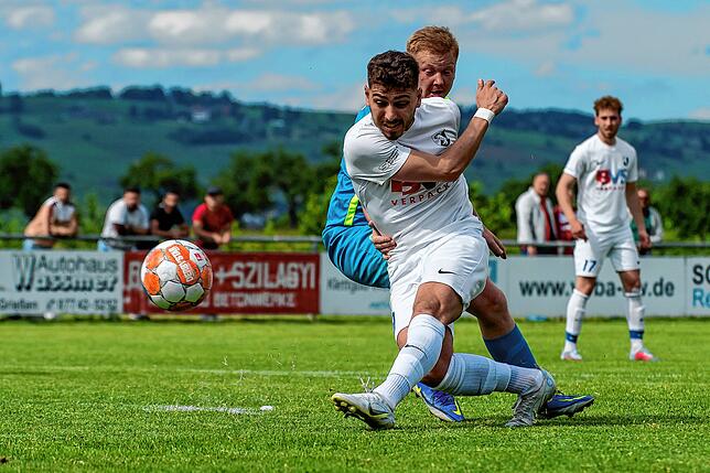 Bild 26: SV Buch düpiert den FC Erzingen und nimmt beim 2:1-Sieg die Punkte mit &ndash; und wir haben Bilder!