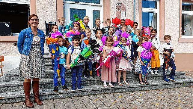 Die Klasse 1d der Erich-Kästner-Schule in Donaueschingen mit Lehrerin Andrea Kadelka.