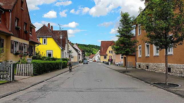 Die Hindenburgstraße ist die größte und am meisten befahrene der Strecken, die jetzt in der Immendinger Ortsmitte zur Tempo-30-Zone ...