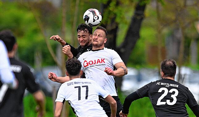 Bild 26: FC Wittlingen besiegt SG FC Wehr/Brennet mit 2:0 im Pokal-Viertelfinale – und wir haben Fotos!