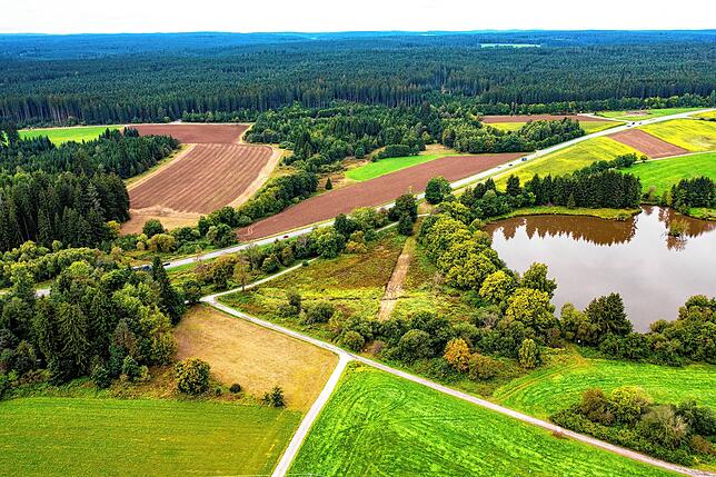 Anschluss der geplanten Nordspange (Lückenschluss B523) an die B33, südlich des Mönchsee, zwischen Villingen und Mönchweiler, mit ...
