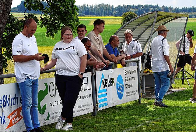 Bild 17: Der SV Denkingen ist Meister und steigt in die Landesliga auf. Wir waren mit der Kamera dabei!
