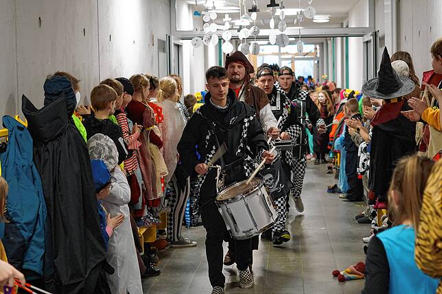 Bild 12: Die schönsten Bilder der Schulbefreiung und der Besuch im Kindergarten in Rickenbach