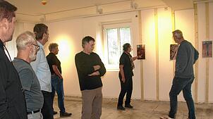 Bei einer Baustellenführung im Hans-Thoma-Museum in Bernau können  die Besucher den Baufortschritt der Arbeiten begutachten. Dabei ...