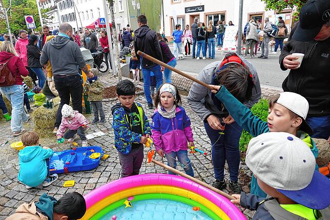 Bild 2: Hüfingen spielt und Tausende machen mit