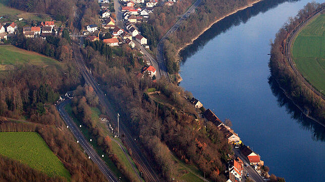 Ob ein Tunnel bei Hauenstein oder eine Abfahrt an anderer Stelle: In acht bis zehn Jahren soll die Lösung zusammen mit den ...