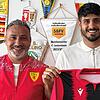 Wechsel zum FSV Rheinfelden: Der 3. Vorsitzende Joachim Sperker (links) freut sich mit Sportchef Stephan Leipert auf Danilo Avelina ...