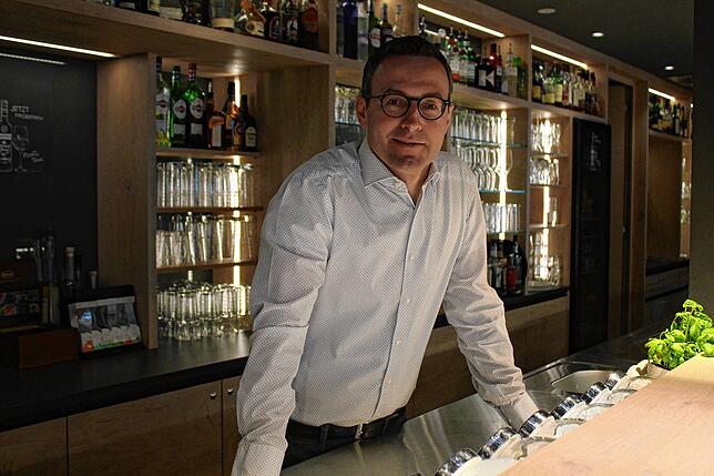 Uwe Felix ist stellvertretender Vorsitzender des Hotel- und Gaststättenverbandes. Er sagt: „Wer keine Möglichkeit hat, Gäste ...