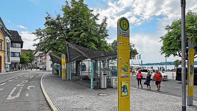 Der nördliche Teil des Landungsplatzes harrt noch einer Neugestaltung. Die neue barrierefreie Bushaltestelle sollte einen attraktiven ...