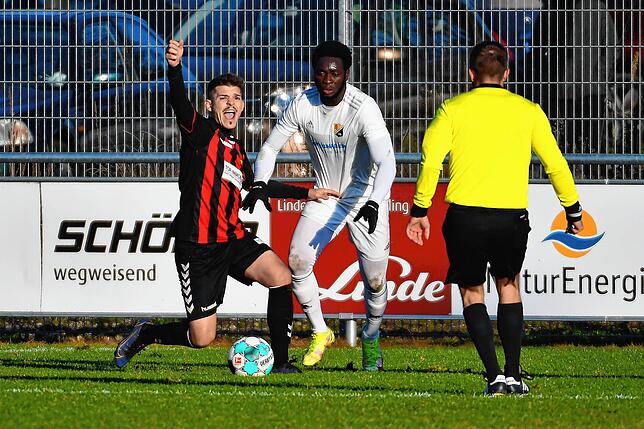 Bild 31: Spitzenreiter FSV Rheinfelden gelingt nur ein 1:1 gegen den SV 08 Laufenburg &ndash; und wir haben die Bilder!