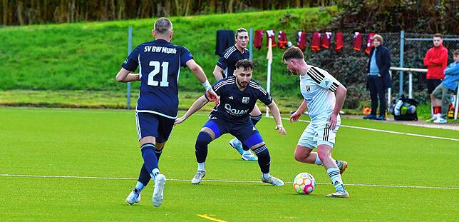 Bild 9: U23 des SV 08 Laufenburg gewinnt Kellerderby beim SV SV Blau-Weiß Murg &ndash; und wir haben Bilder!