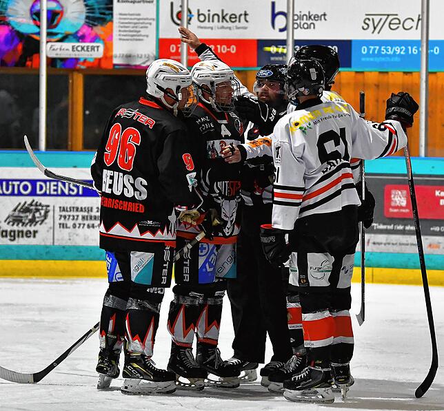 Bild 9: EHC Herrischried unterliegt Meister HC Fischbach Göslikon mit 0:10 – und wir haben Bilder