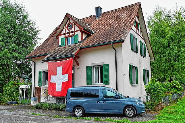 Das frühere Zollhaus in Eschenz verfügt über einen großen Garten.