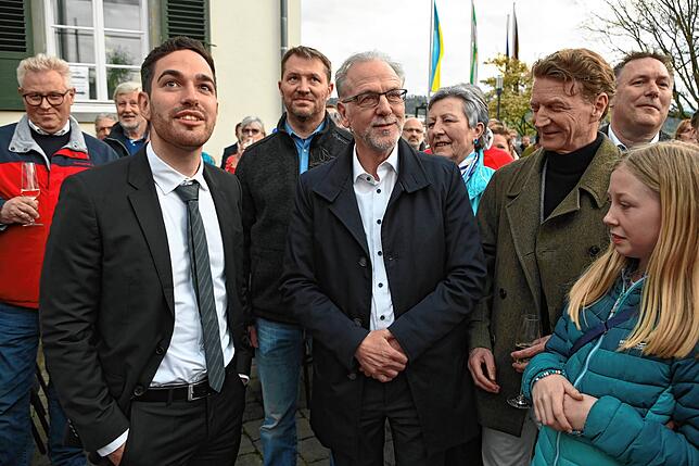 Bild 9: Bilder vom Wahlsieg von Christoph Stolz bei der Bürgermeisterwahl in Bodman-Ludwigshafen (2)