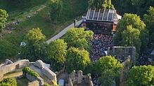 Das Hohentwiel-Festival lockt Jahr für Jahr viele tausend Besucher auf den Singener Hausberg. In diesem Jahr tretet Sarah Connor, ...