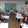 VHS-Leiterin Stephanie Krentze (rechts) und ihr Team freuen sich aufs Herbstsemester.