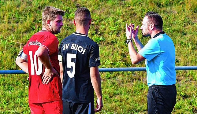 Bild 20: FC Schlüchttal unterliegt zu Hause auch dem SV Buch &ndash; und wir haben Bilder!
