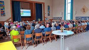 Bild : Bilder vom Einweihungsfest soziales Projekt Pfarrwiese